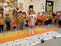 2025-10-22 Jesienna moda u Krasnali